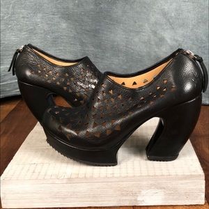NWB John Fluevog Rappel Bootie Black Leather sz 11